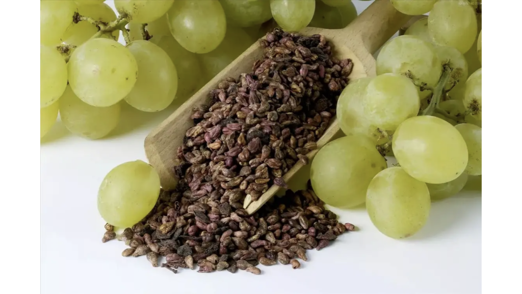 Виноградная косточка богата витаминами, микроэлементами, полезными веществами